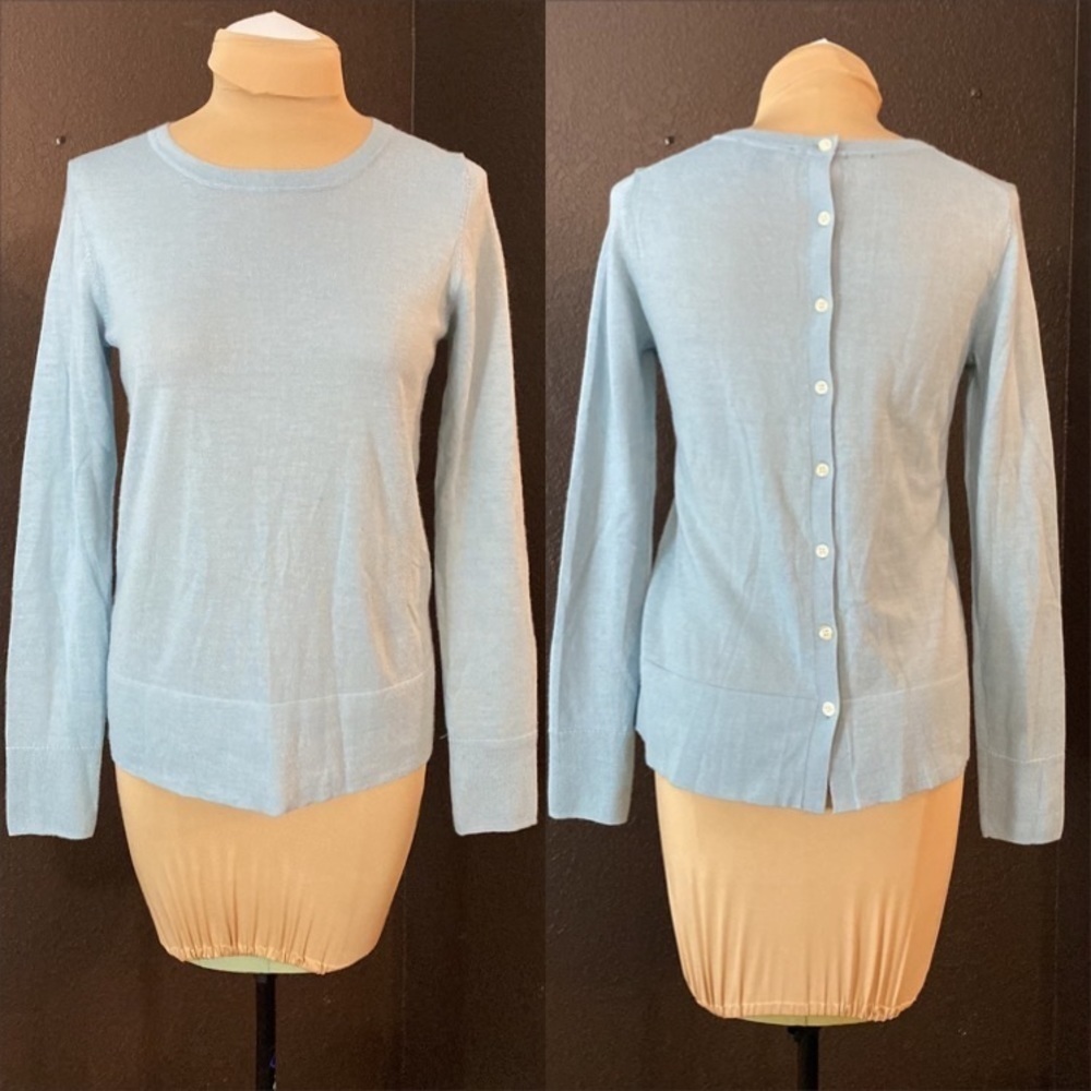 Ann Taylor slate blue academia fine knit button back merino wool sweater